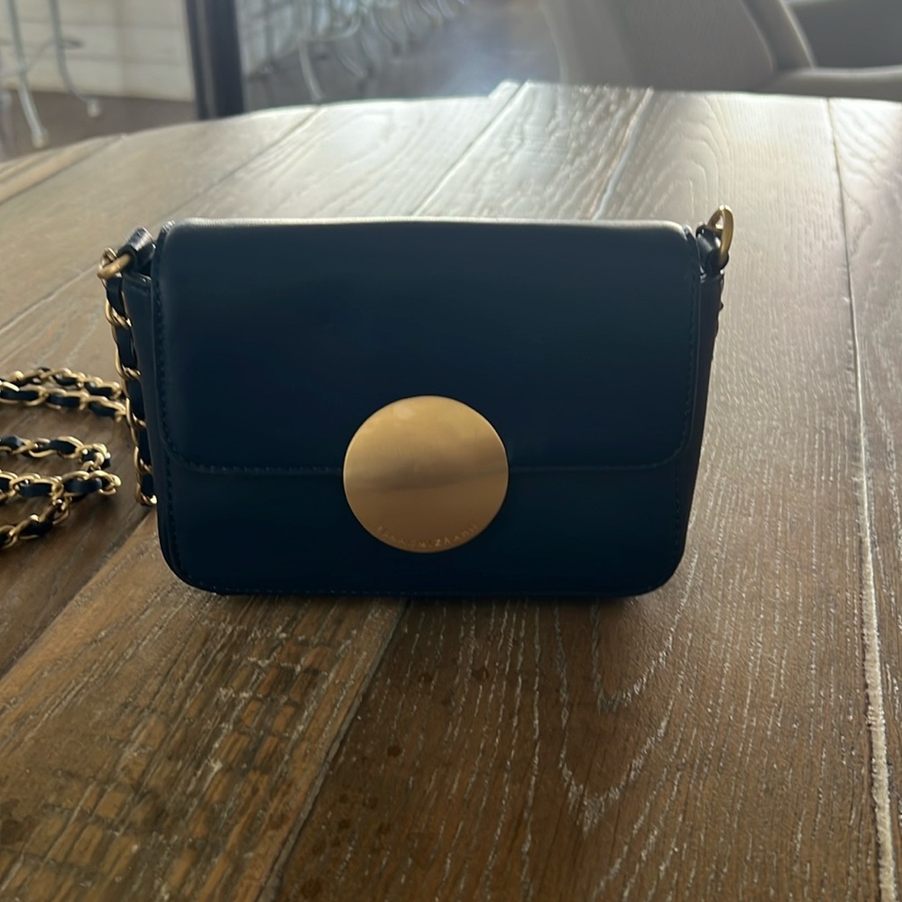 Isaac Mizrahii, small crossbody, blue.